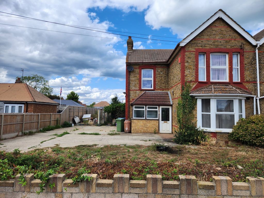 Property photo 1 of 27