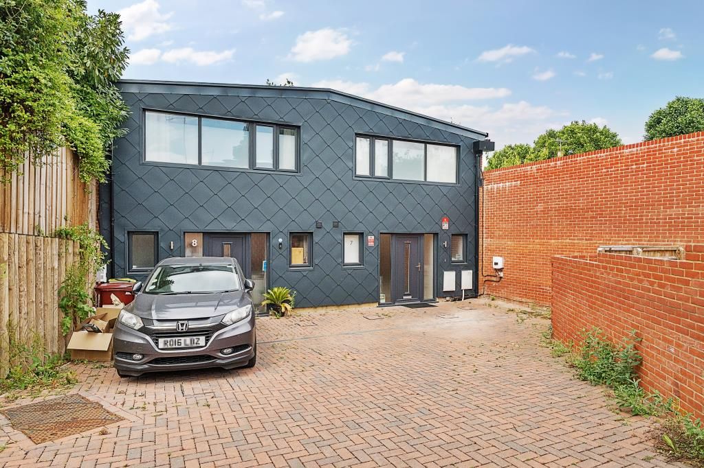 Property photo 1 of 20 External Front