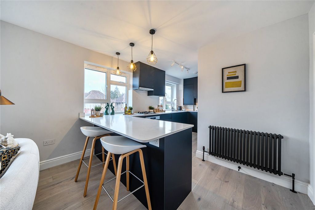 Property photo 2 of 13 Picture No. 14