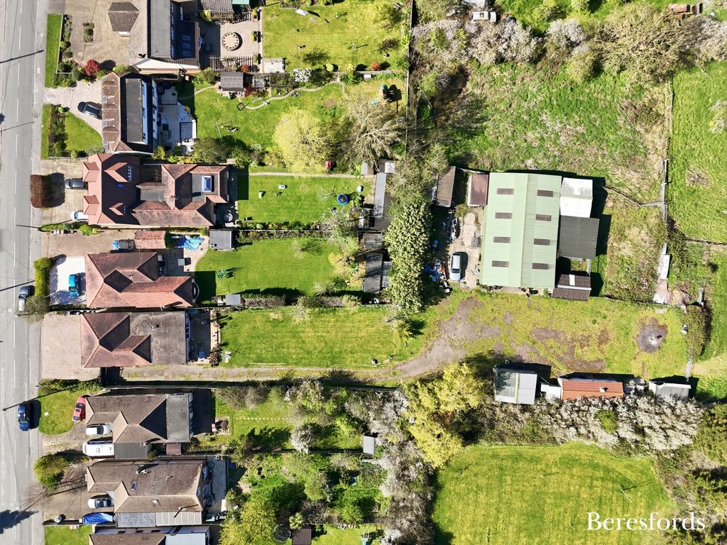 Property photo 3 of 29 Picture No. 16