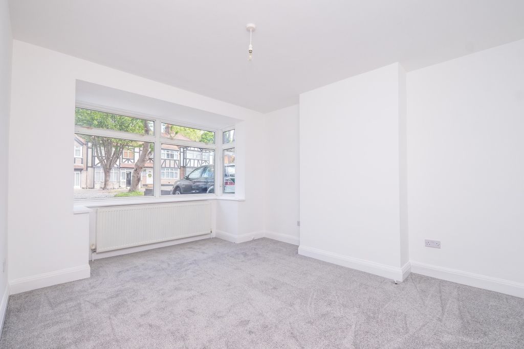 Property photo 2 of 18 Picture No. 07