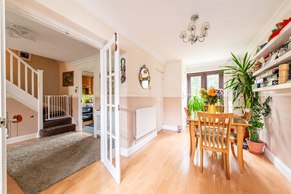 Property photo 2 of 18 Dining Room