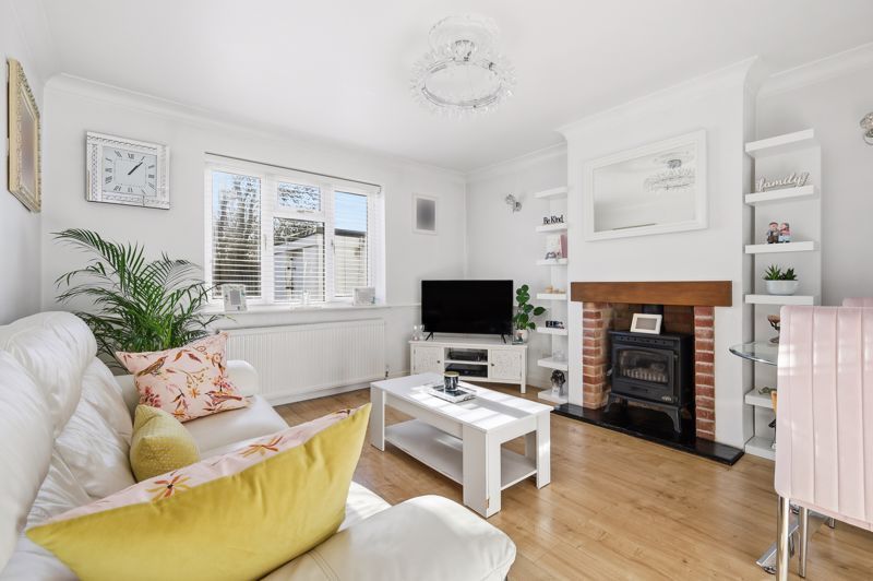 Property photo 1 of 25 Photo 5