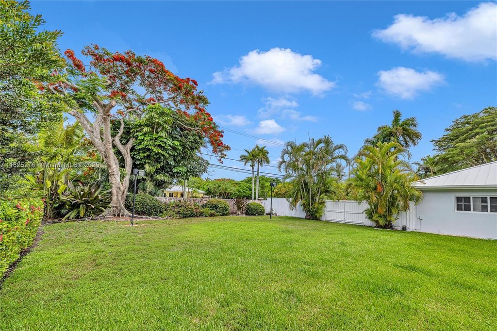 Property photo 3 of 8 <Alttext/>