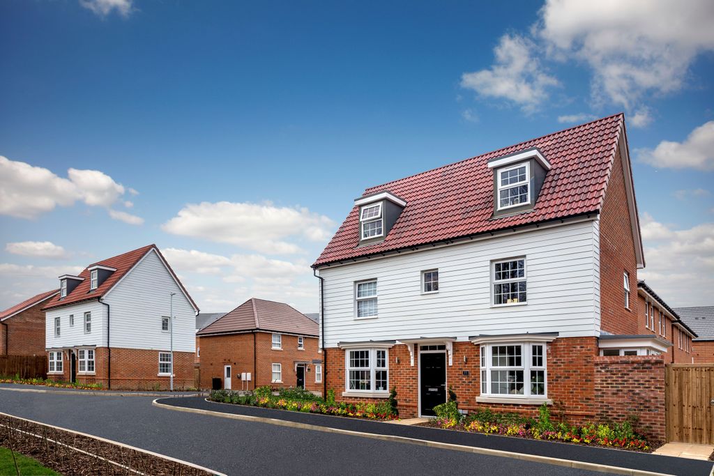 Property photo 2 of 10 The Poppies External Street Scene
