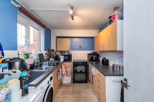 Property photo 2 of 9 Kitchen 1.Png
