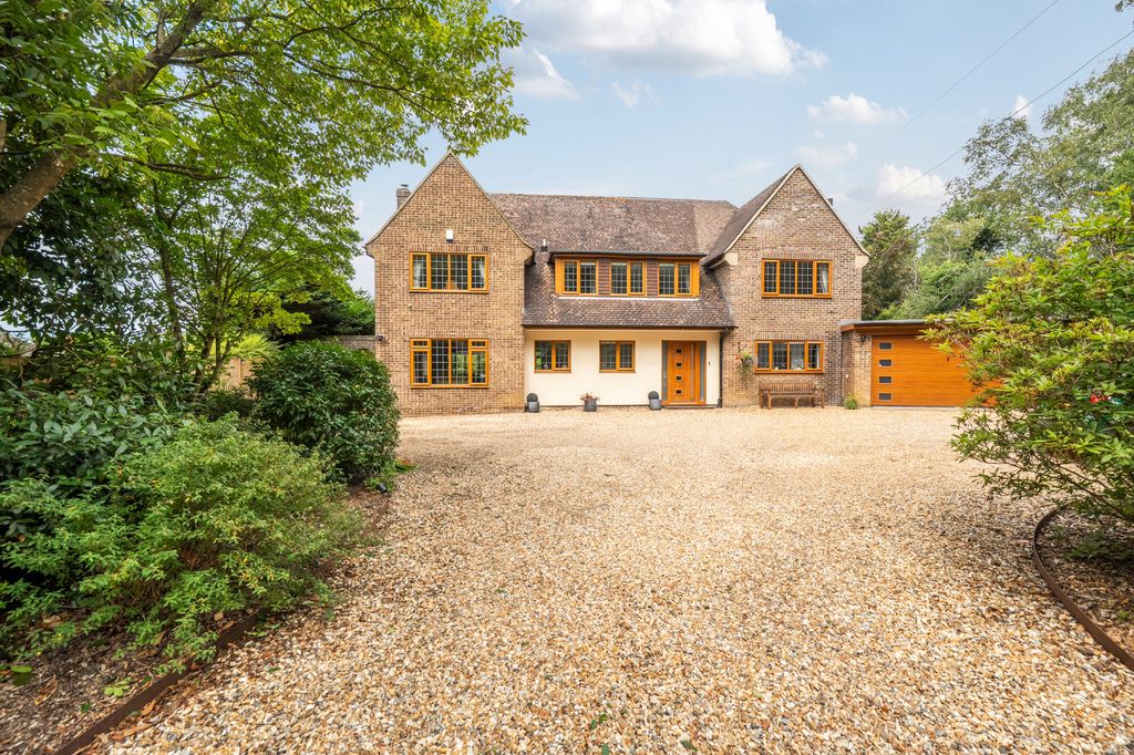 Property photo 1 of 24
