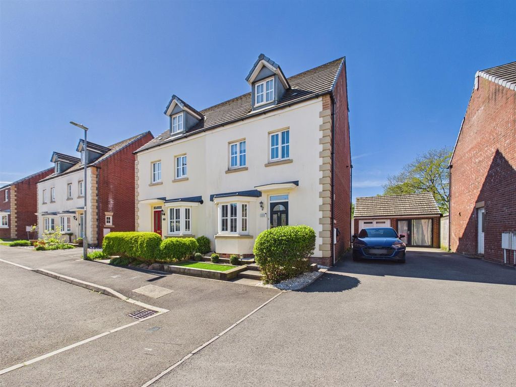 Property photo 1 of 26 Cam04045G0-Pr0089-Still043.Jpg