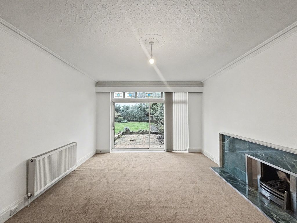 Property photo 2 of 36