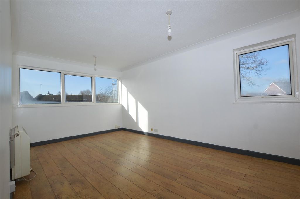 Property photo 3 of 10 Dsc_0943.Jpg