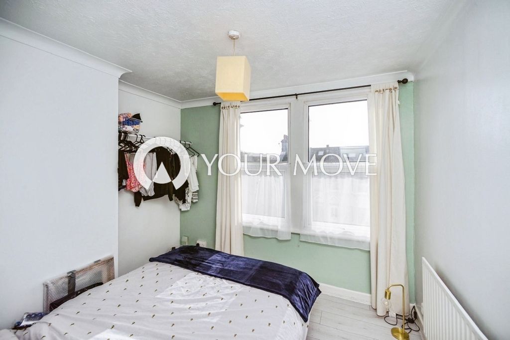 Property photo 3 of 9 Pbox-Img.Jpg