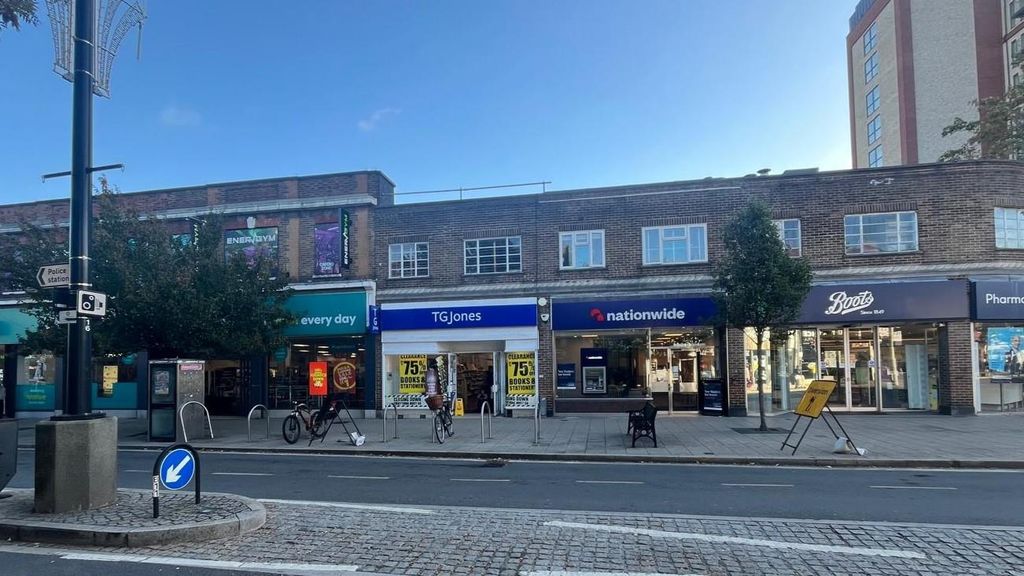 Property photo 1 of 1