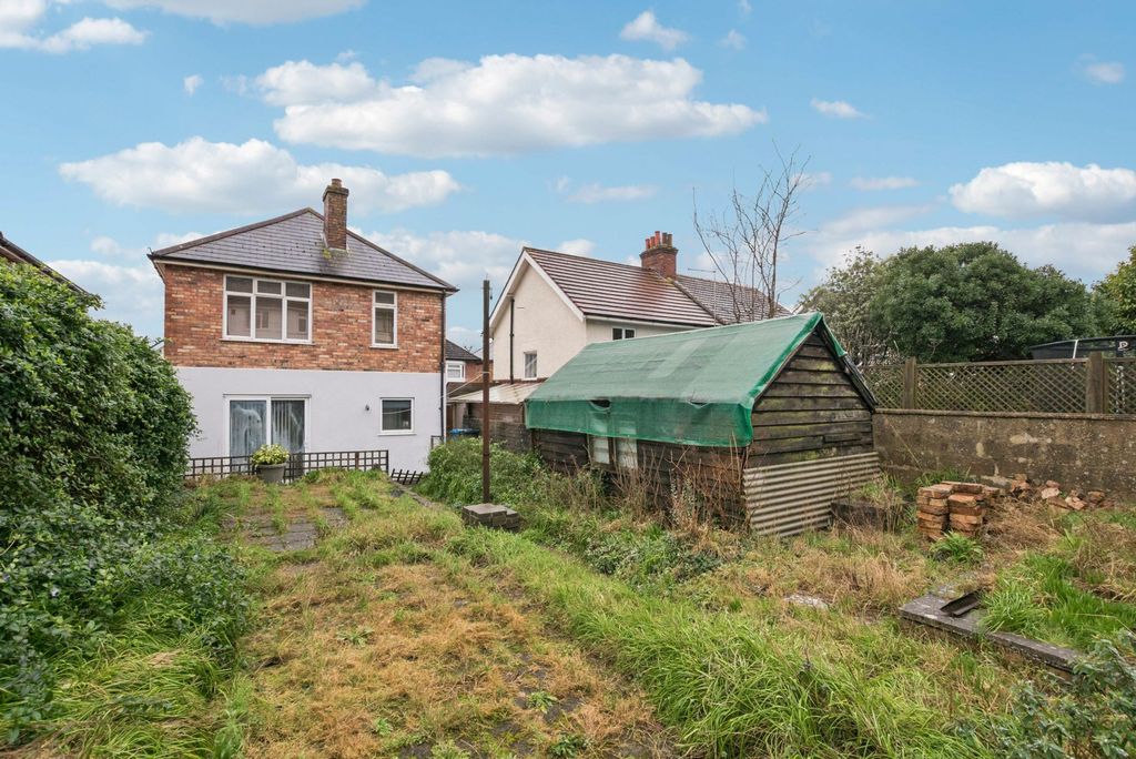 Property photo 2 of 17 Photo 17