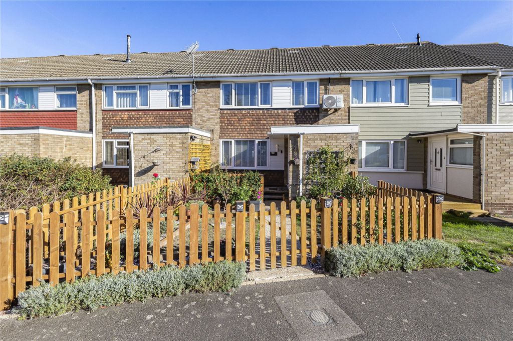 Property photo 2 of 29 Picture No. 23