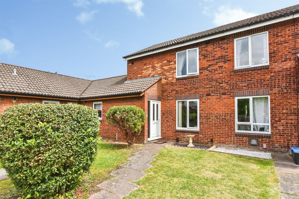 Property photo 1 of 14