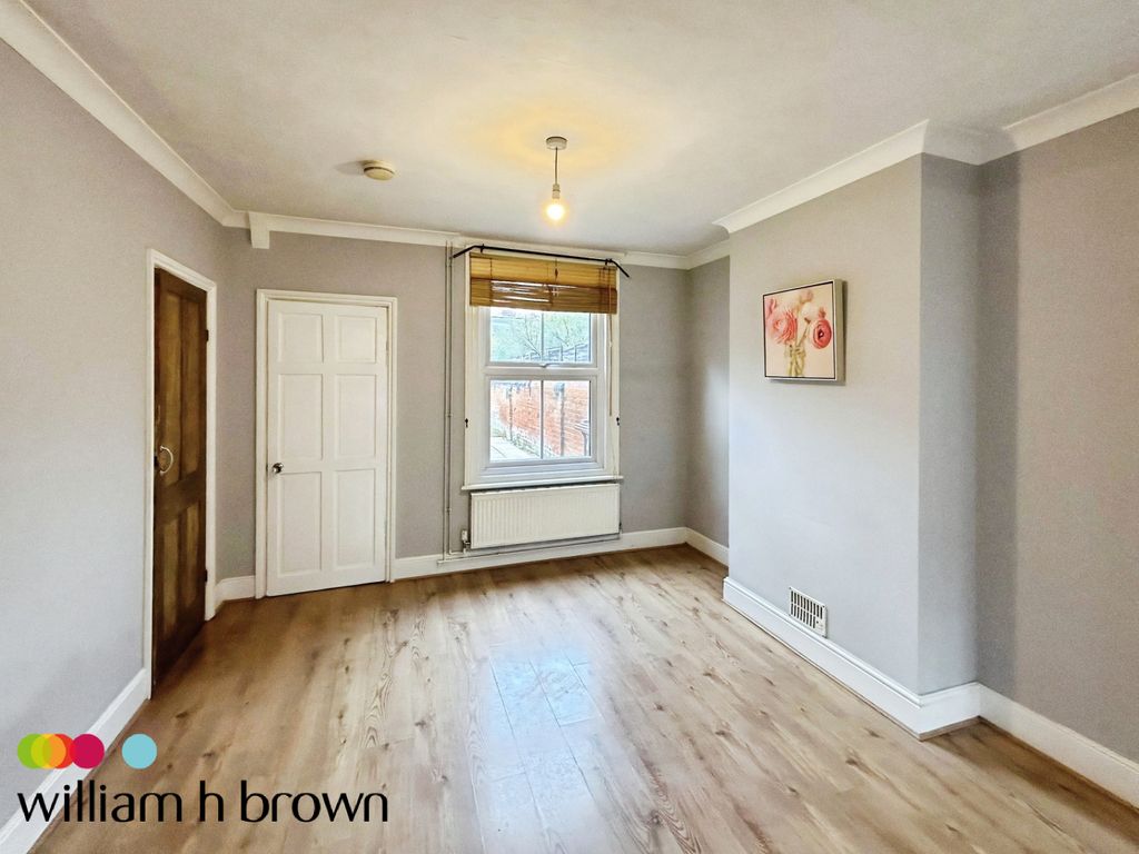 Property photo 3 of 13 Dining Room