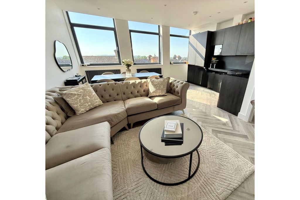 Property photo 1 of 22 Lounge/Dining Room