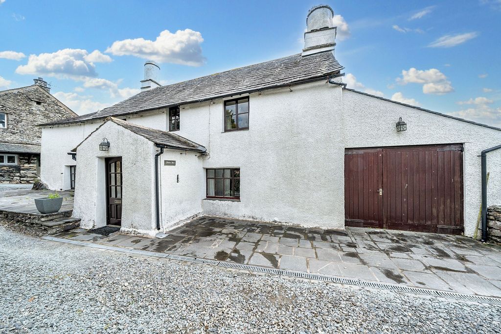 Property photo 1 of 30