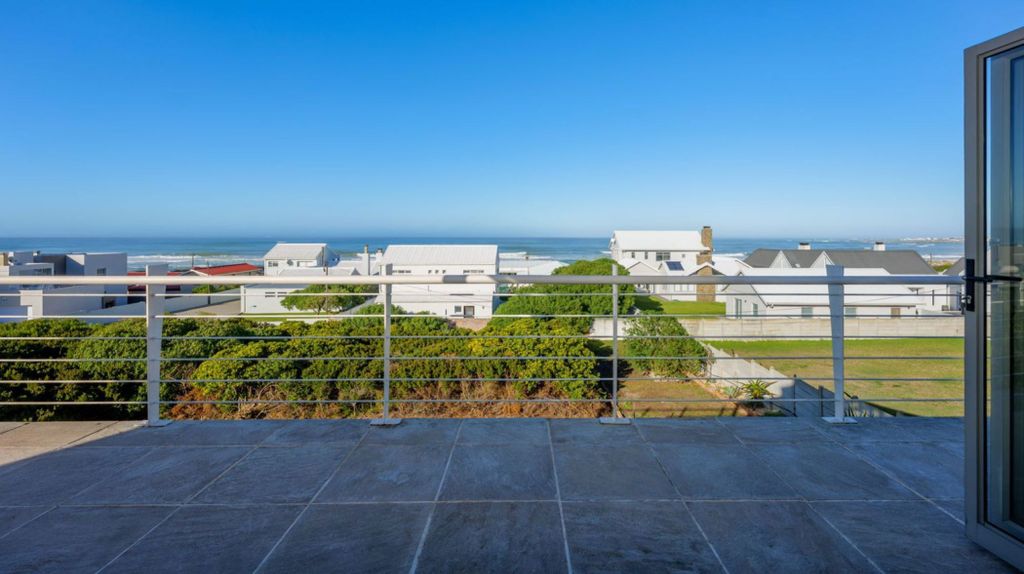 Property photo 1 of 49 1Sw1693672