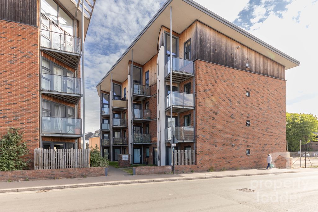 Property photo 1 of 12 Pl-11