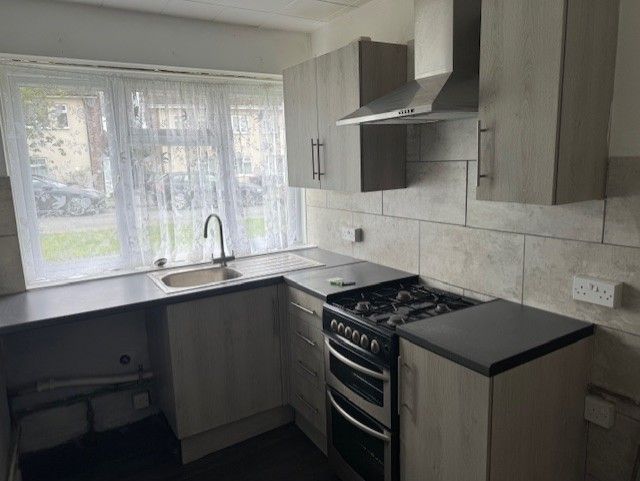 Additional image 4 of 2 bed flat for saleWoodford Court, Birchington CT7