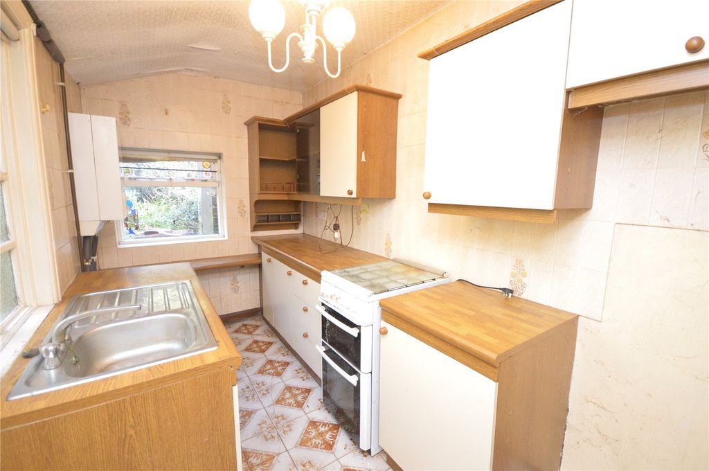 Property photo 3 of 9 Picture 3