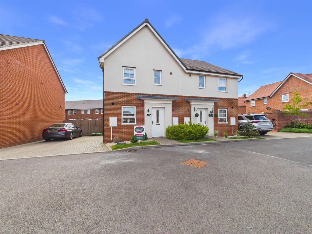 Property photo 1 of 13 Cam02435G0-Pr0225-Still009.Jpg