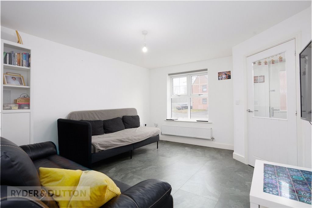 Property photo 2 of 22 Living Room