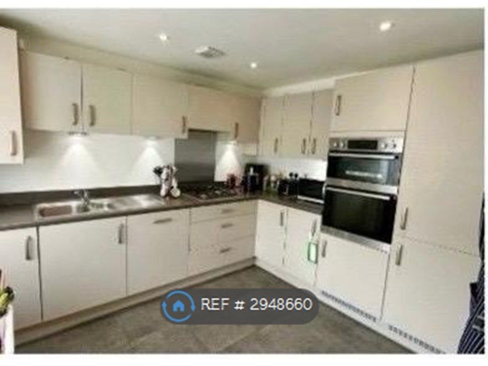 Property photo 3 of 3