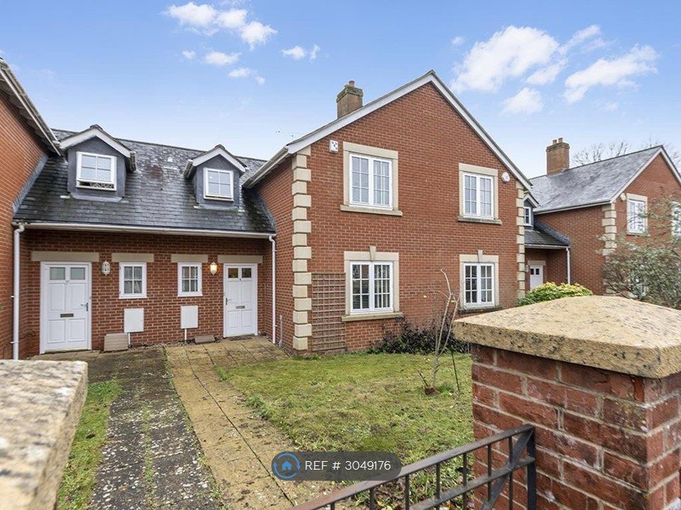 Property photo 3 of 21