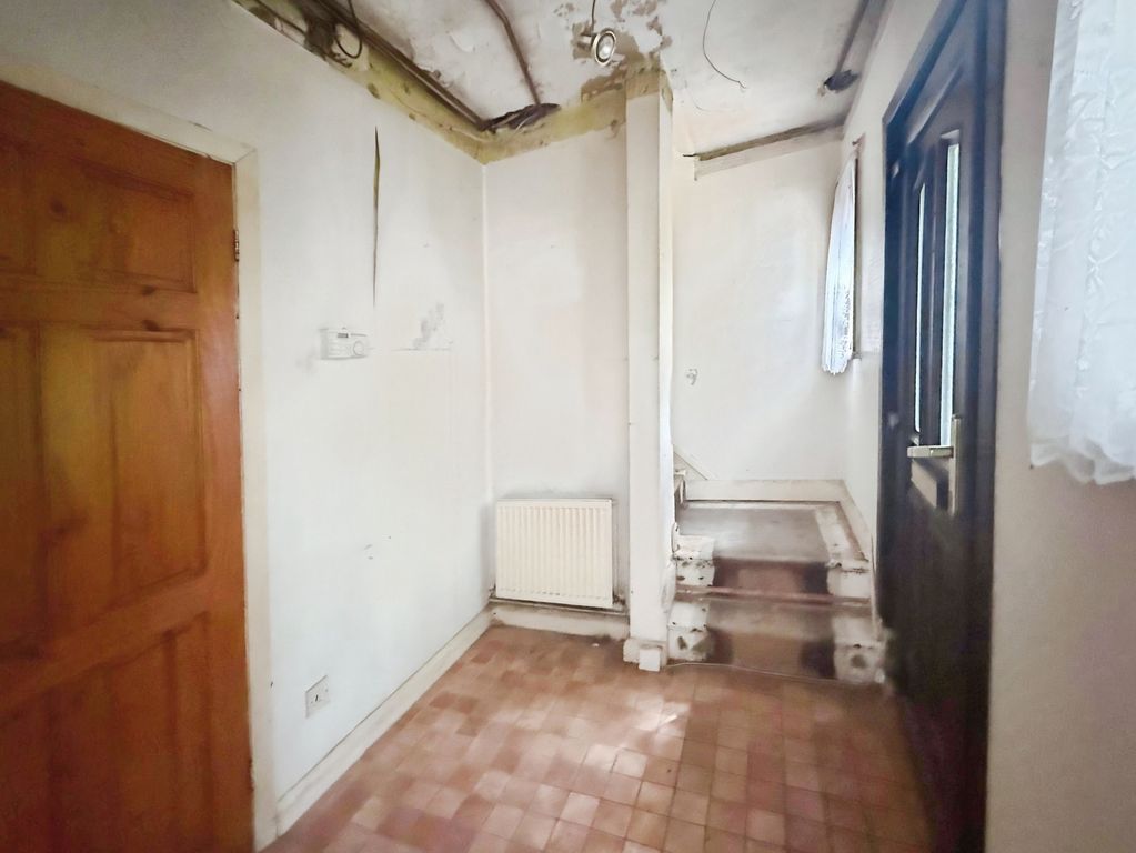 Property photo 2 of 16 Photo 2
