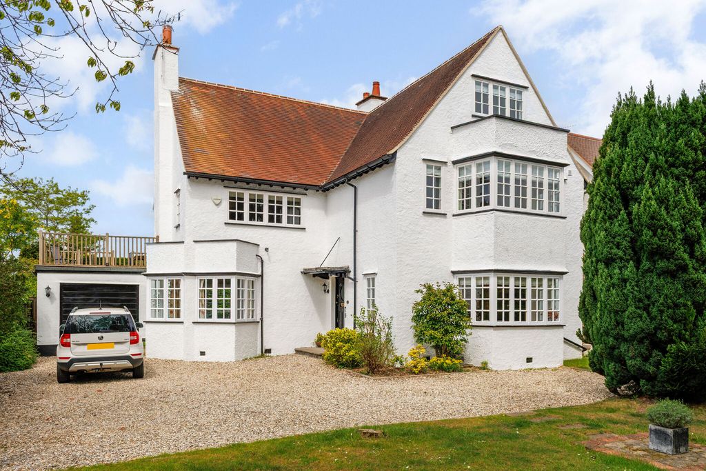 Property photo 1 of 19