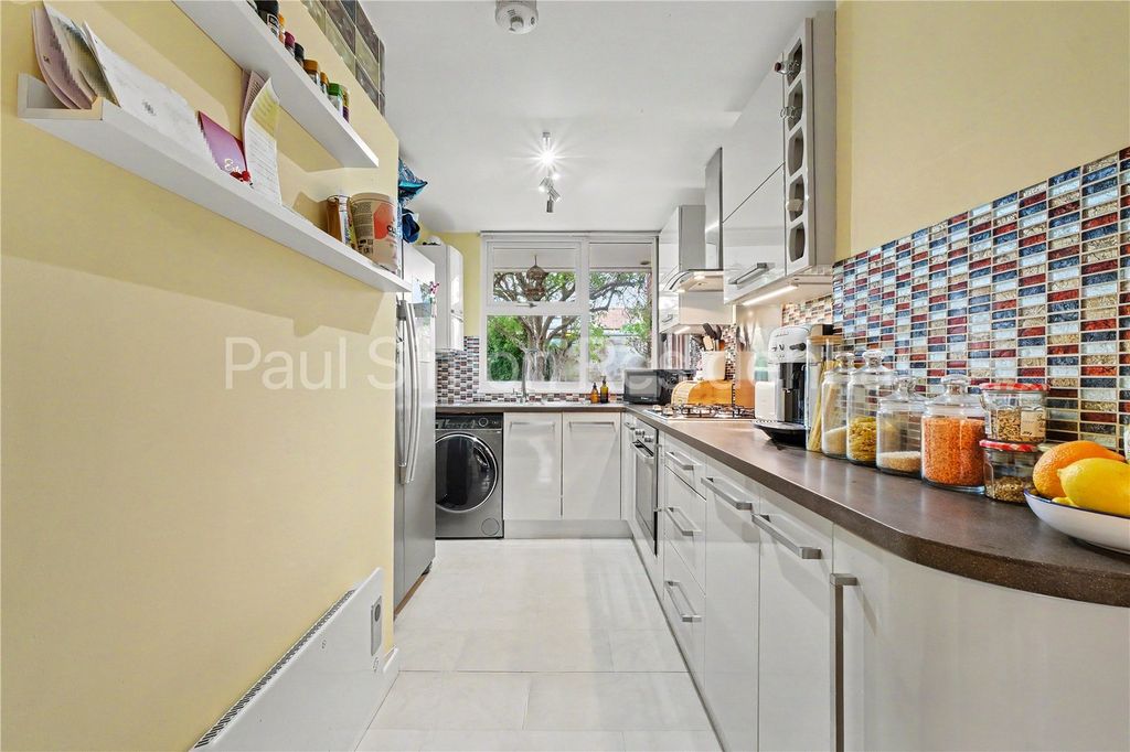 Property photo 3 of 14 Picture No. 10