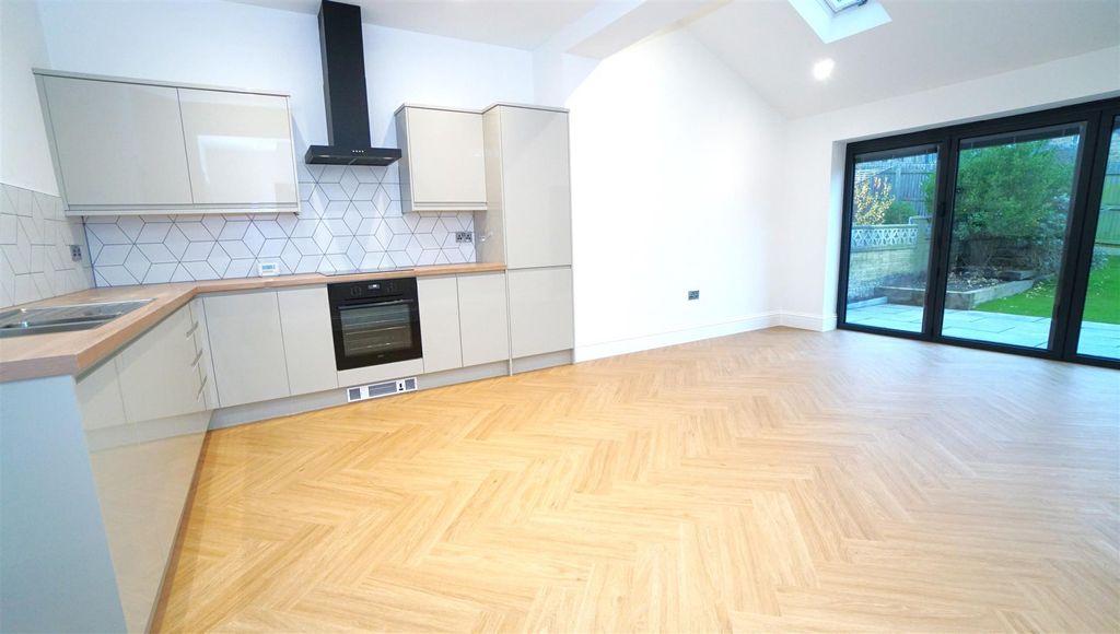 Property photo 2 of 15 Dsc09139.Jpg