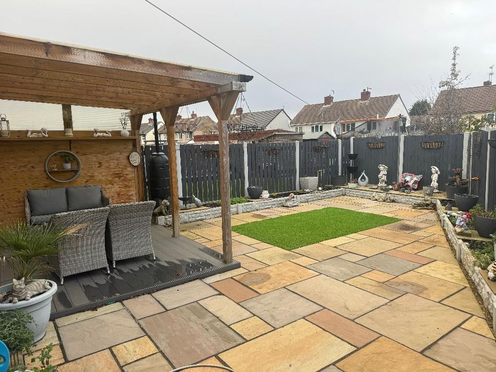 Property photo 2 of 3 Raer.Jpg