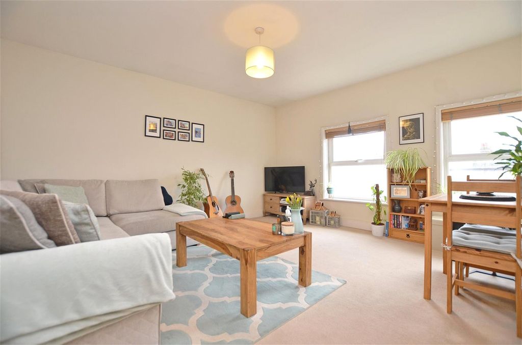 Property photo 2 of 5 Picture No. 03