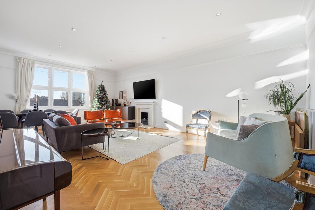 Property photo 1 of 13 Image