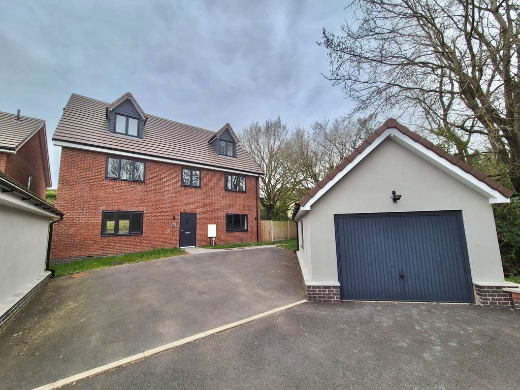 Property photo 1 of 33