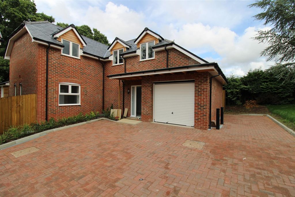 Property photo 1 of 21 Exterior