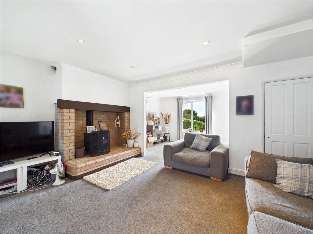 Property photo 3 of 16 Picture No. 09