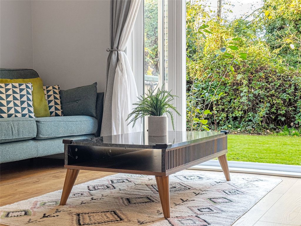 Property photo 2 of 16 Picture No. 22