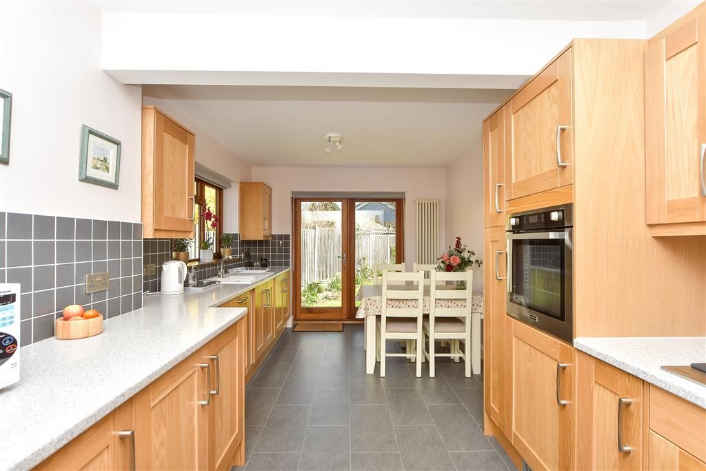 Property photo 2 of 9 Kitchen/Diner