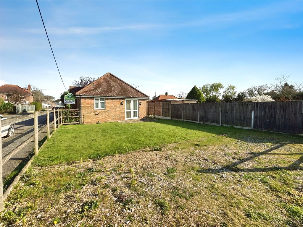 Property photo 3 of 9 Picture No. 29