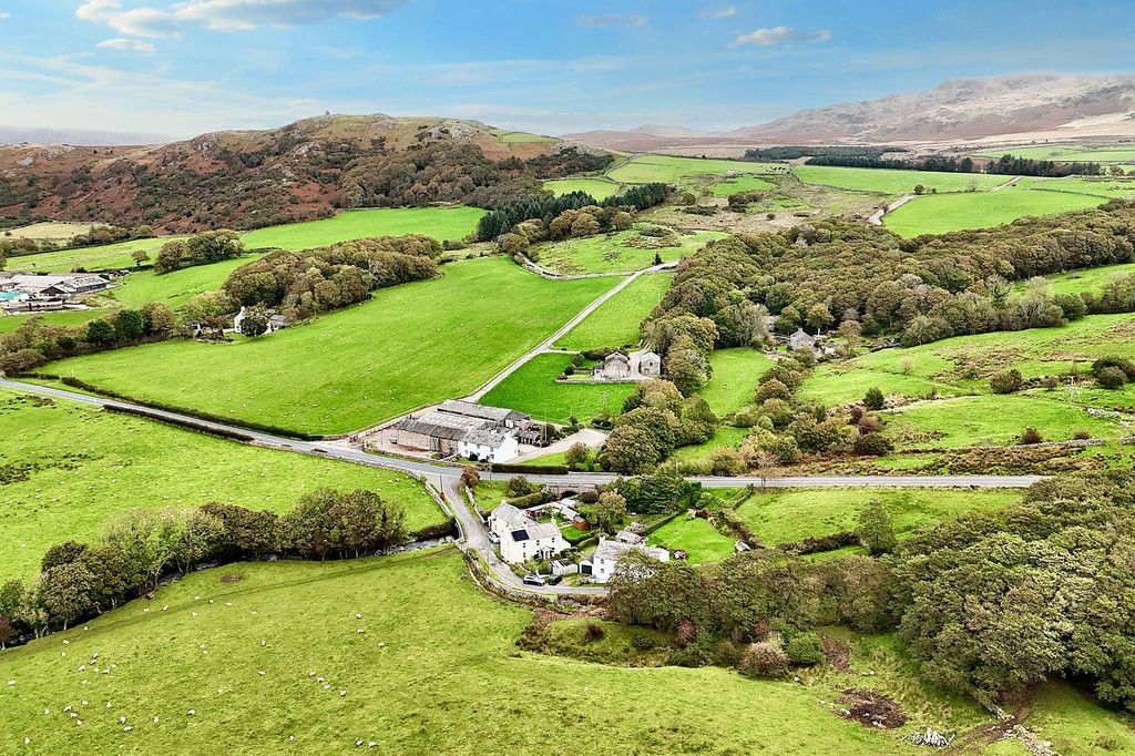 Property photo 3 of 30