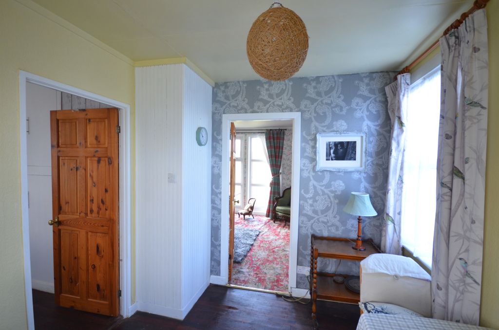 Property photo 1 of 46