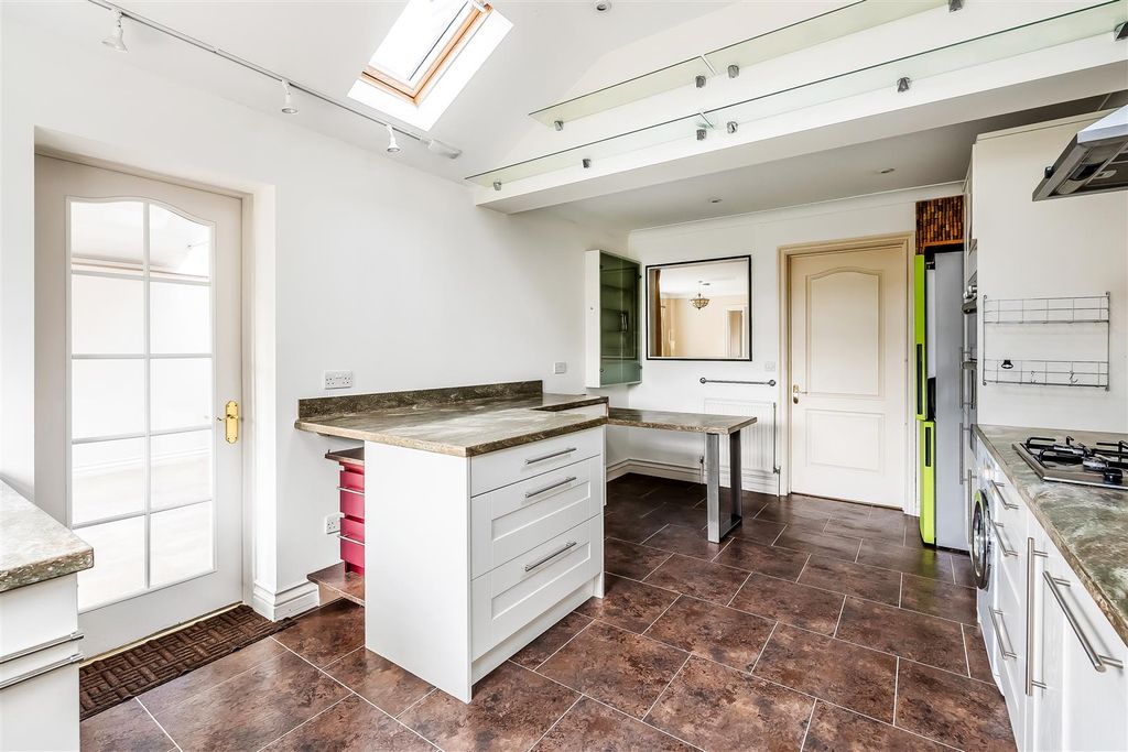 Property photo 3 of 17 Ullapool-16.Jpg