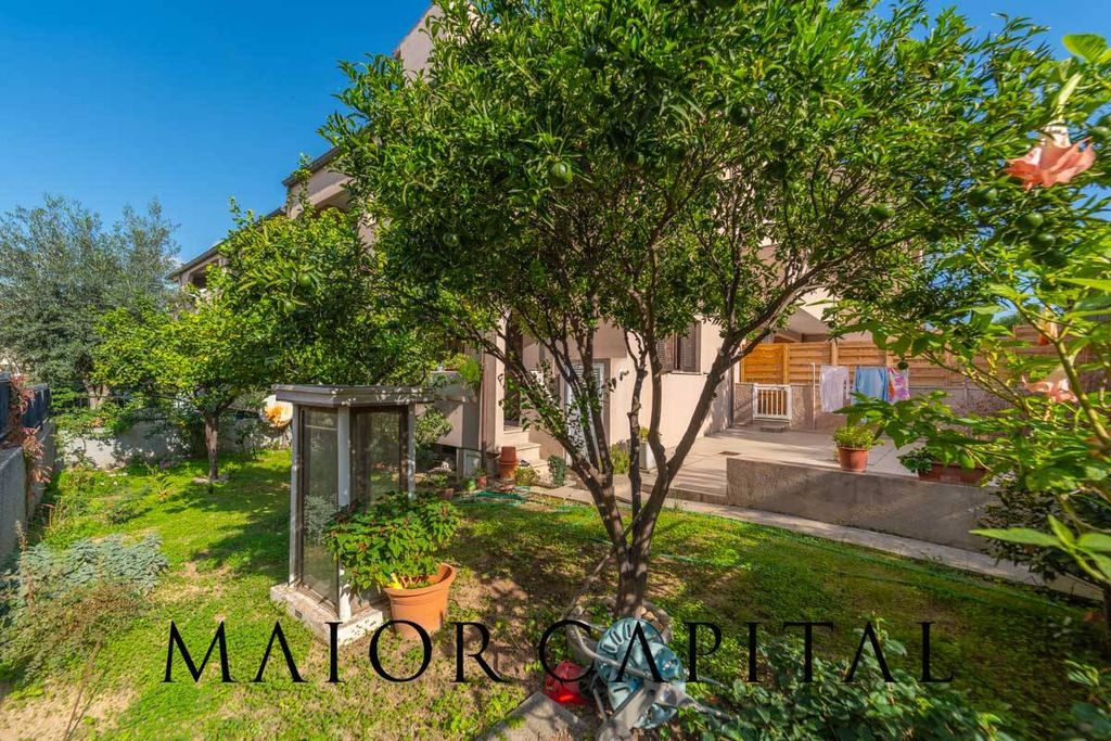 Property photo 3 of 24