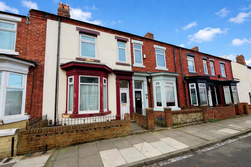 Property photo 1 of 12 Front