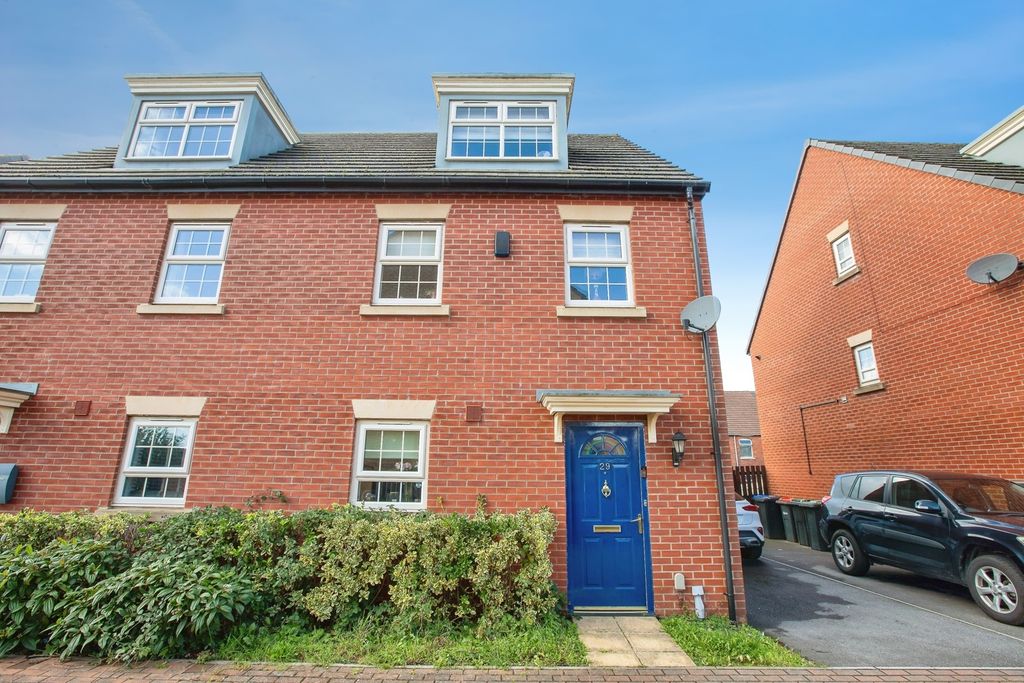 Property photo 1 of 16 Pbox-Img.Jpg