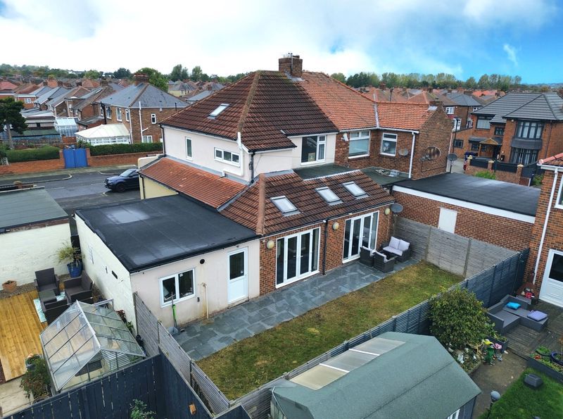 Property photo 2 of 19 Photo 6